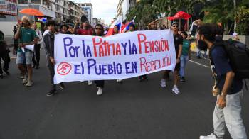 Protestas en Panamá por la ley que modifica la ley de la Caja de Seguro Social.