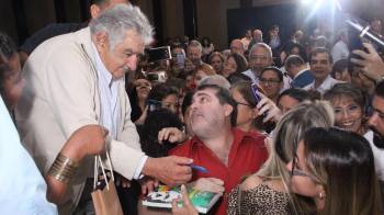 El expresidente Mujica visitó Panamá en 2017 y recibió un doctorado ‘honoris causa’ de la Universidad de Panamá.