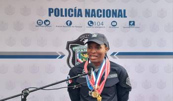 Atheyna Bylon, Sargento Primera de la Policía Nacional.