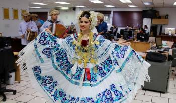 Luzmaría Saavedra es la reina del Festival Nacional de la Mejorana 2024.