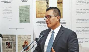 Castañeda dijo que Panay renunció por motivos personales.