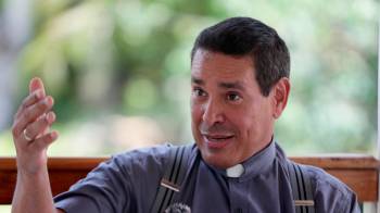 CIUDAD DE PANAMA 16-4-25. Entrevista al padre Adonaí Cortez. La Estrella de Panamá/Erick Marciscano