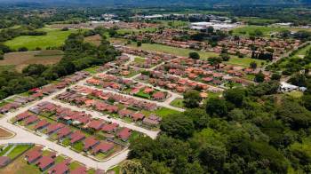 Los proyectos habitacionales del país se encuentran a la espera de la aprobación del proyecto de Ley de Interés preferencial