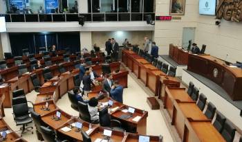 Desde hace dos semanas los diputados han intentado conformar las comisiones de trabajo.