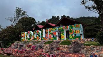 La 52 edición de la Feria de las Flores y el Café espera congregar a cerca de 180,000 personas.