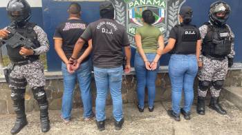 Momento de la captura de “Mamba Negra” junto a su esposo en el sector de Panamá Norte.