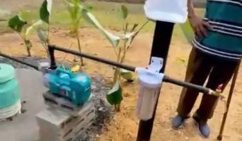 Su equipo instaló una bomba de agua en la vivienda de uno de los residentes del corregimiento junto con tres filtros, un sistema de recolección y filtración del agua de lluvia.