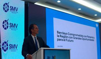 El presidente y director general de Barclays para México y Latam, Raúl Martínez-Ostos J. durante su ponencia.
