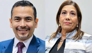 Luis Gómez (i), designado procurador de la Nación y Grettel Villalaz, como procuradora de la Administración.