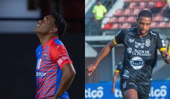 Los futbolistas Ricardo Buitrago (izq.) del Plaza Amador y Marlon Ávila del CAI.