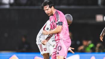 Lionel Messi celebrando su gol ante el Toronto FC.