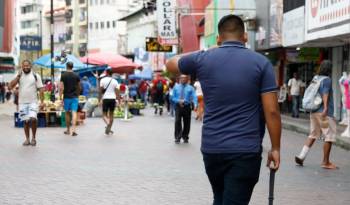 En Panamá, estadísticamente el desempleo juvenil está entre las edades de 15 y 29 años, pero el programa de pasantías para jóvenes solo incluye los rangos de edad de 17 a 24 años.