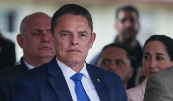 Ábrego dijo que en la actualidad se encuentra en conversaciones con los funcionarios del Ministerio de Economía y Finanzas.