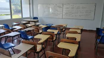 Las clases han sido irregulares esta semana por la declaración de huelga por 48 horas de los profesores.