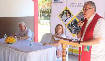 En el lanzamiento de la campaña “Cuida tú vida y la de tú familia”, estuvo presente arzobispo de Panamá, el monseñor José Domingo Ulloa, junto a directivos de FUNDASEC.