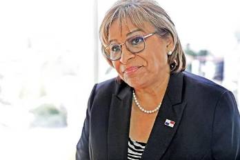 ‘Hoy estamos conmemorando este 8 de marzo gracias al aporte de esas mujeres a través de los años’, dijo Herrera.