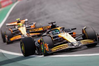 Los pilotos Lando Norris y Oscar Piastri, del equipo McLaren.