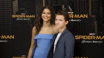 Fotografía de archivo del actor británico Tom Holland y la actriz estadounidense Zendaya.
