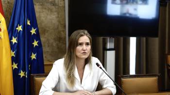 La vicepresidenta y ministra para la Transición Ecológica y el Reto Demográfico, Sara Aagesen, se reúne por videoconferencia con la ministra de Medio Ambiente y Energía de Portugal, María da Graça Carvalho, para analizar el apagón que afectó a los dos países el pasado lunes.