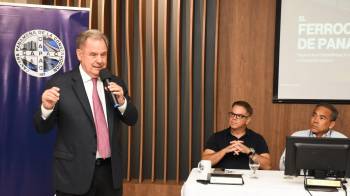 El secretario nacional del Ferrocarril, Henry Faarup, se reunió con la Cámara Panameña de la Construcción.