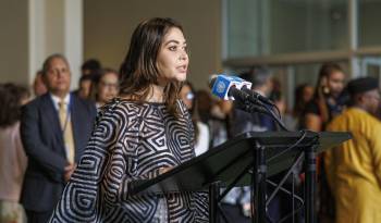 ‘En nombre de mi país y de mi pueblo quiero agradecer a la comunidad internacional por el voto de confianza’, dijo la canciller.