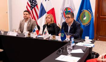 La titular del Ministerio de Gobierno, Dinoska Montalvo.