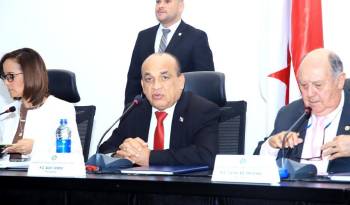 En la comisión se analiza el proyecto de ley No. 163 que modifica, adiciona y deroga artículos de la Ley 51 de 27 de diciembre de 2005.