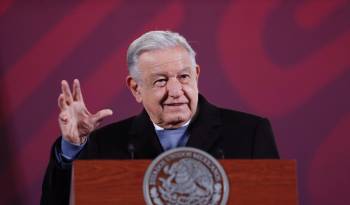 El presidente de México, Andrés Manuel López Obrador, habla hoy durante su conferencia matutina en Palacio Nacional, en Ciudad de México (México).