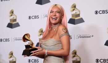 Karol G fue una de las artistas latinas quienes se llevaron un gramófono a casa por su producción “Mañana será bonito” en la categoría Mejor Álbum de Música Urbana.
