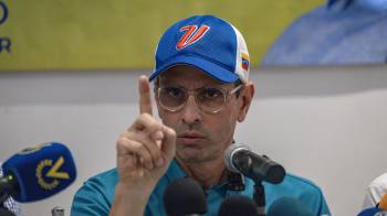 Fotografía de archivo del candidato a diputado del Parlamento de Venezuela Henrique Capriles.EFE/ Henry Chirinos