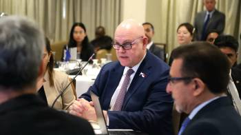 El viceministro de Asuntos Multilaterales y Cooperación de Panamá, Carlos Guevara Mann.
