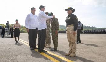 Carrizo pidió la mayor humildad a los nuevos agentes y que actúen siempre recordando los valores morales.