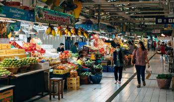 Los supermercados ganarán protagonismo, expandiendo su base de compradores.