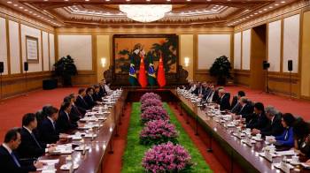 Presidente de China, Xi Jinping reunido con el presidente de Brasil, Luiz Inacio Lula da Silva en China este martes 13 de mayo.