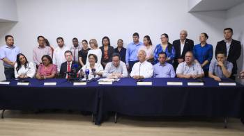 Miembros de Fedecámaras en conferencia de prensa, este martes 13 de mayo
