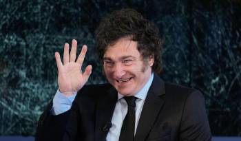 El presidente de Argentina, Javier Milei, durante la presentación de su libro “El camino del libertario” el viernes 17 de mayo en el Auditorio del diario 'La Razón', en Madrid.