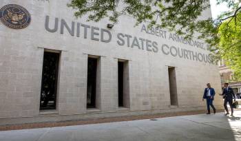 Fachada de la corte Albert Armendariz donde se lleva a cabo la audiencia del caso contra Ismael ‘el Mayo’ Zambada en El Paso, Texas, Estados Unidos.