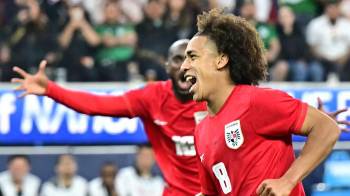 Coco Carrasquilla luego de marcar el empate para Panamá ante México en la final de la Final Four.