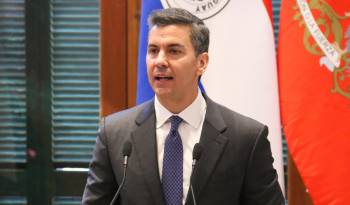 Foto de archivo del presidente de Paraguay, Santiago Peña, en el Palacio de López.