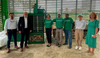 La Embajada de Alemania dio fondos para la instalación de una compactadora dentro del Edificio de Acopio y Clasificación de Wanda.