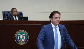 Solís defiende cambios a ley de la Contraloría; la Corte aún no se pronuncia