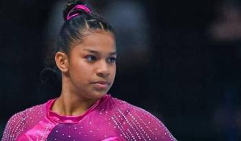 Navas registró un salto de 13.867 puntos para el primer lugar.