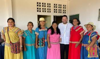 El evento contó con la participación, como orador de fondo, del escritor y alcalde de Santiago de Veraguas, Samid Sandoval.