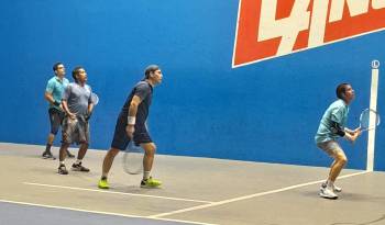 El certamen continúa con la convocatoria local para el torneo internacional de frontenis de 20 metros.