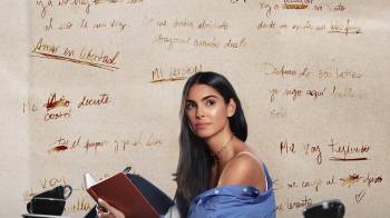 Liz Grimaldo estrena ‘Garabatos’ un EP íntimo nacido en medio del ruido
