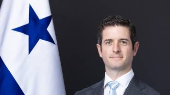 Carlos Hoyos Boyd, designado nuevo vicecanciller.