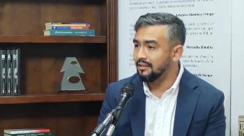 El diputado de la bancada Vamos aseguró que “diputado que no va, no debe cobrar”.