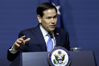 El secretario de Estado de Estados Unidos, Marco Rubio, negó este sábado 31 de octubre que su país tuviera algún tipo de participación en la fuga del excandidato presidencial de Brasil Flávio Bolsonaro.