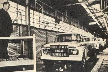 La ensambladora de Ford en el Perú (1965).