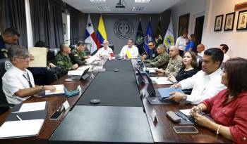 Velásquez y Pino se reunieron en la sede del Ministerio de Seguridad.